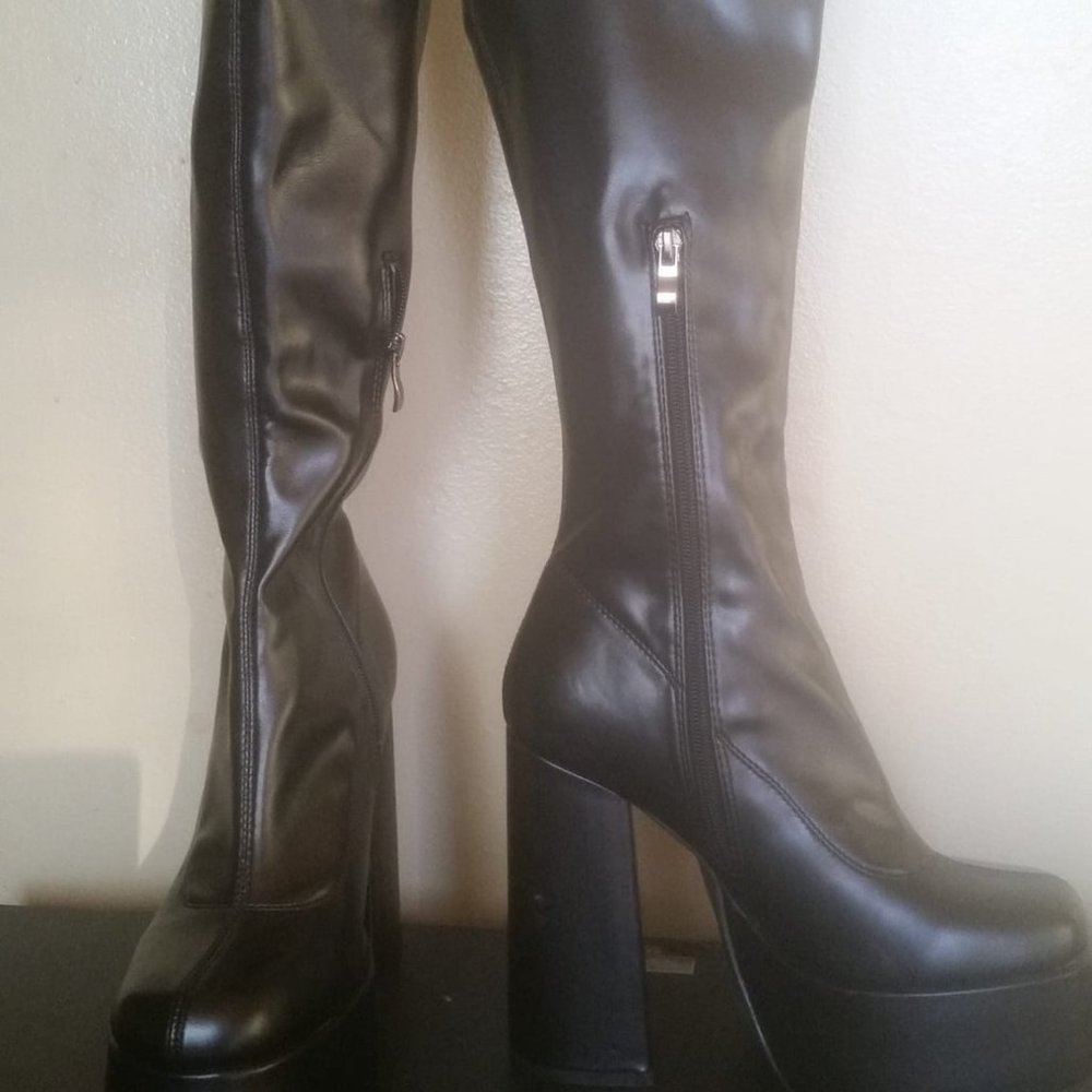 platform boot - Picture 4 of 5